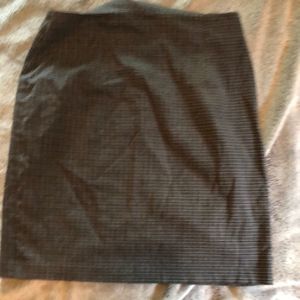 Grey and navy plaid pencil skirt size 3 vintage